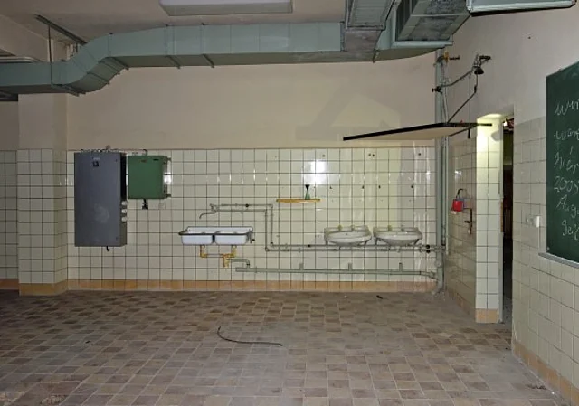 Lehrgebäude Operationsraum
