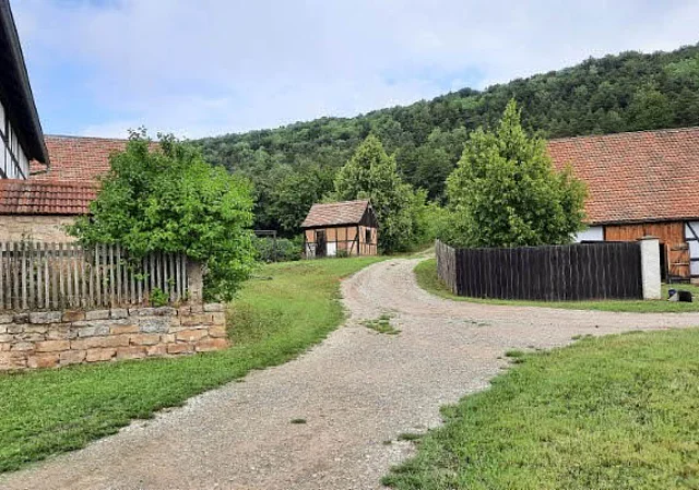 Weg zum Spielplatz