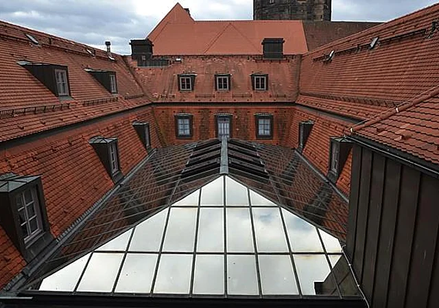 Glasdach des Atriums
