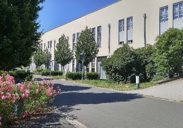 Haus 4
