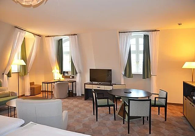 Zimmer 304, Junior-Suite