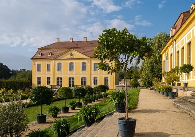 Friedrichschlösschen und Obere Orangerie mit Oberem Orangerieparterre