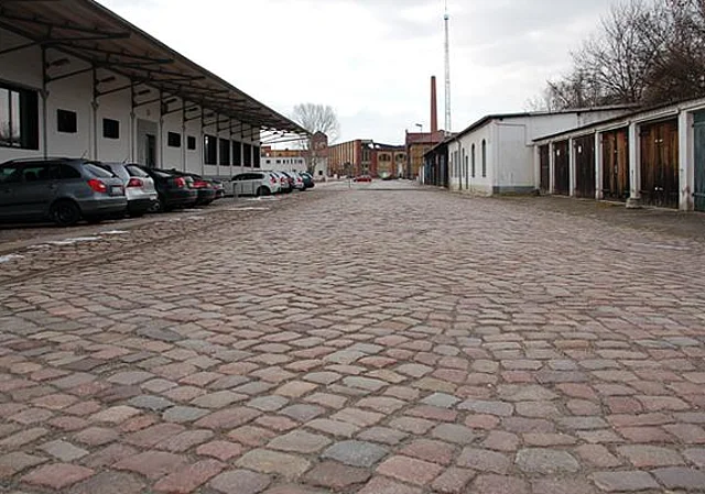 Niels-Bohr-Straße nach Süden