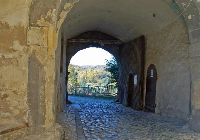 Tordurchfahrt, Blick nach Nordwest
