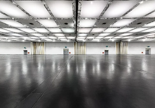 HALLE 1