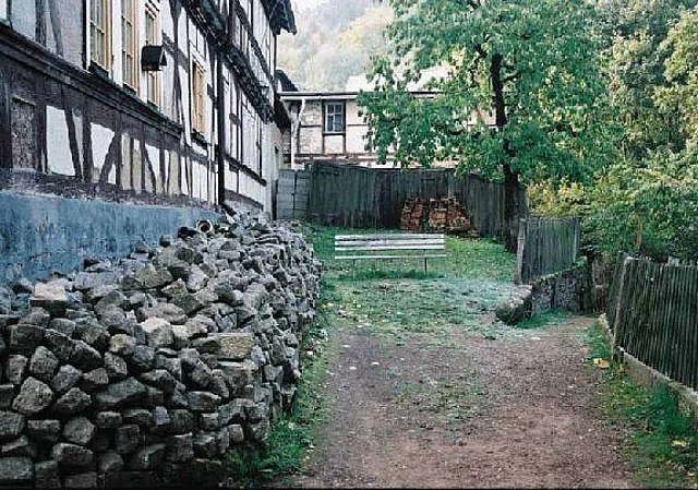 Nachbarhaus Westnordseite
