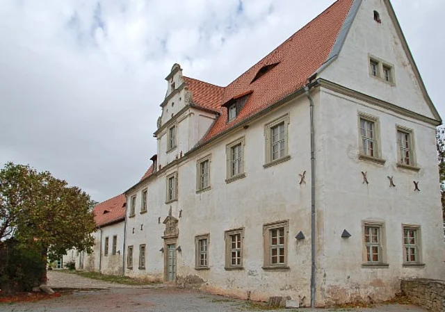 Schloss Plötzkau, Vorburg, Prinzenhaus