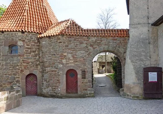 Tor zur Kernburg