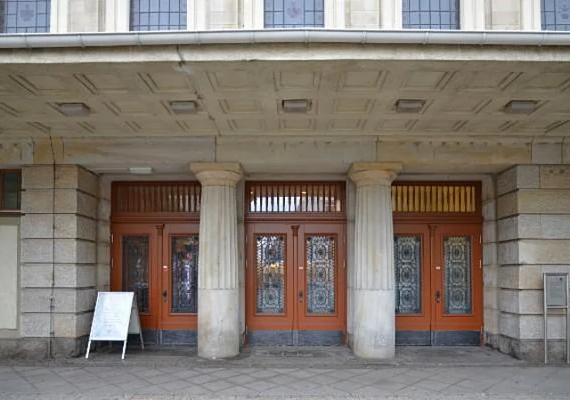 Bahnhof Görlitz, Haupteingang Empfangsgebäude