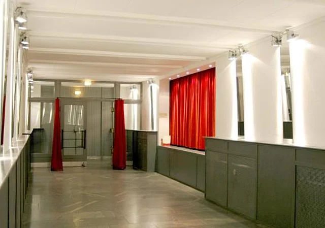 Spiegelfoyer