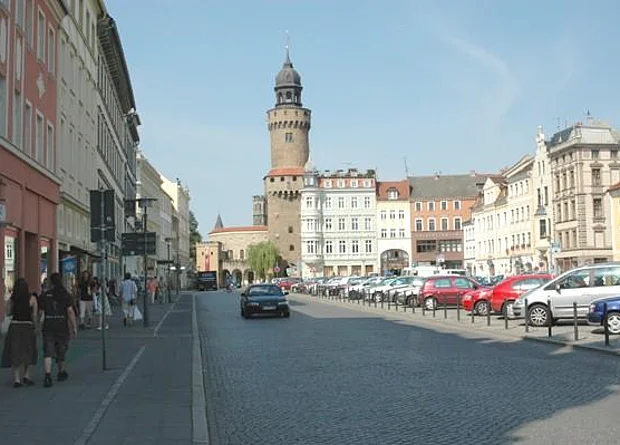 Obermarkt Görlitz, Straße Südseite und Reichenbacher Turm 