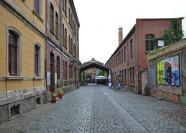 Innenhof, Blick nach Westen 