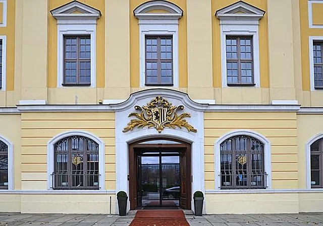 Hotel Gewandhaus Dresden, Eingang