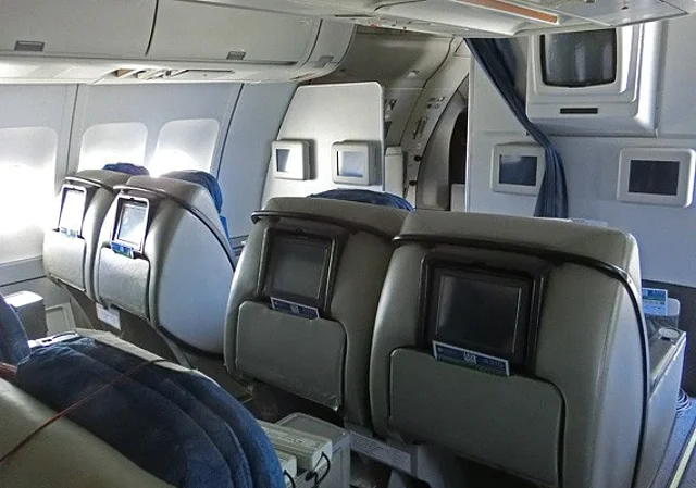 Airbus A310, Business Class