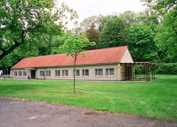 Nebengebäude 