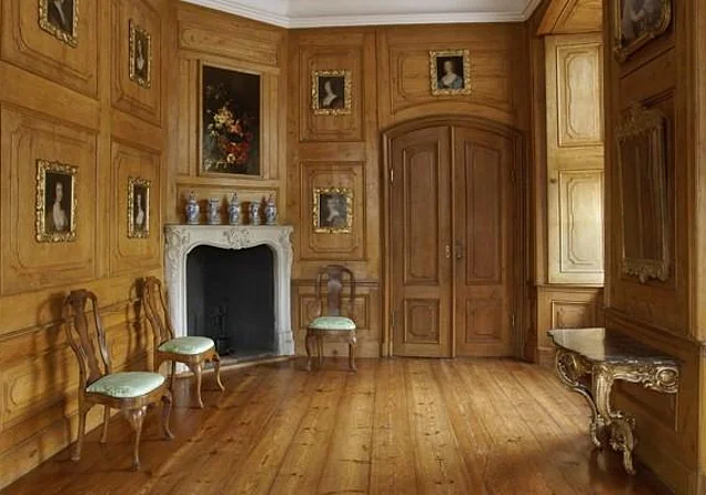 Englische Damenkammer