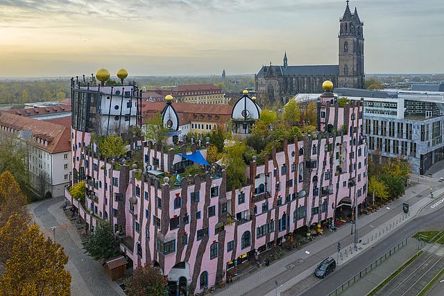Grüne Zitadelle Magdeburg, Hundertwasserhaus