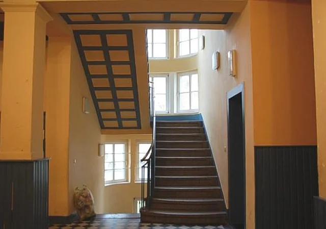 Treppe zum Obergeschoss