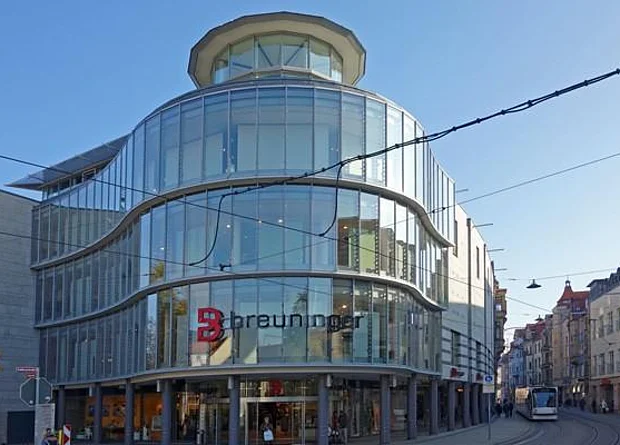 Eingang Schlösserstraße 