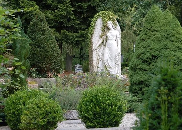 Städtischer Friedhof Wernigerode, Grabmal 