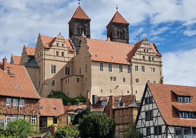 Münzenberg, Blick auf den Stiftsberg