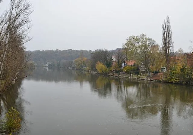 Saale nach Osten