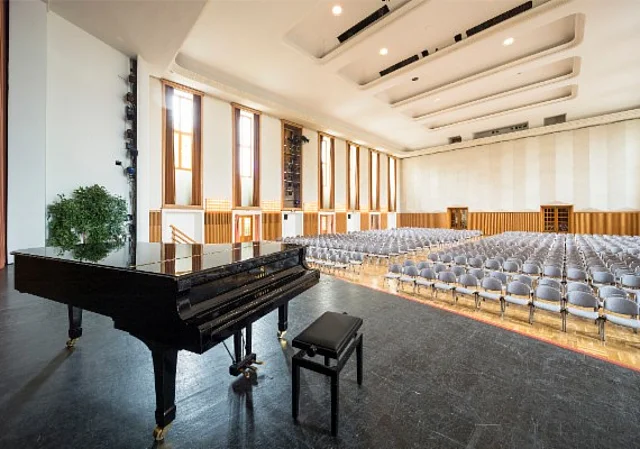 Großer Saal im Erdgeschoss