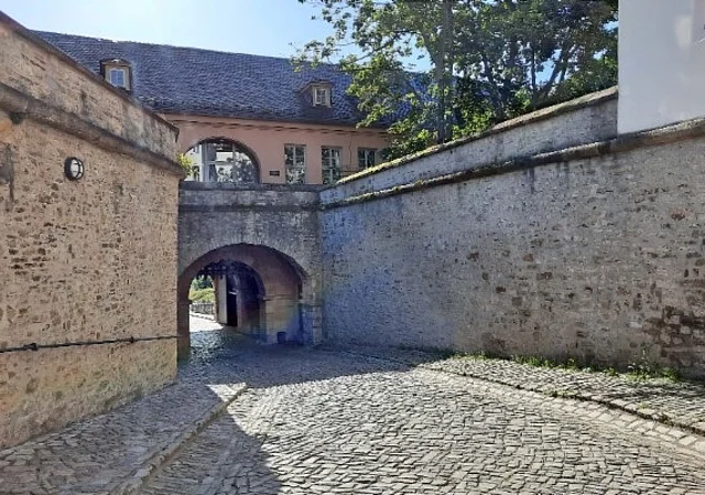 Peterstor von innen
