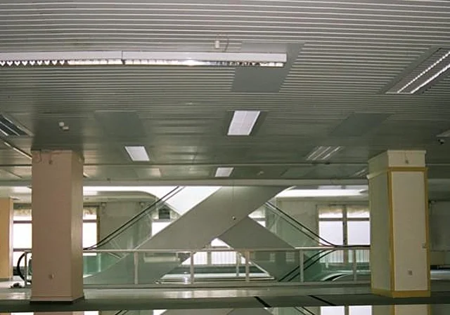 Zwischengeschoss Rolltreppe