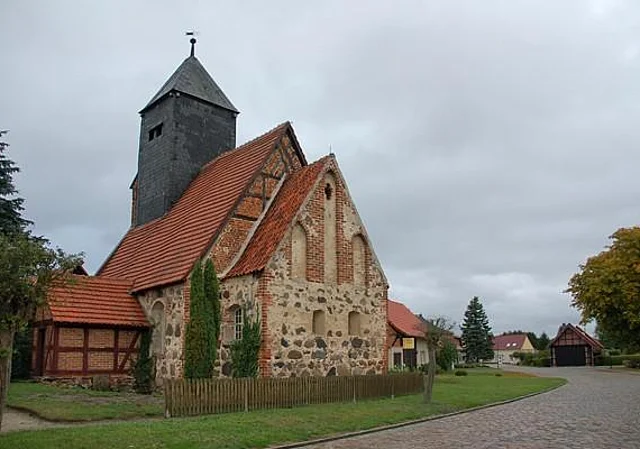 Dorfkirche Ipse, Südost