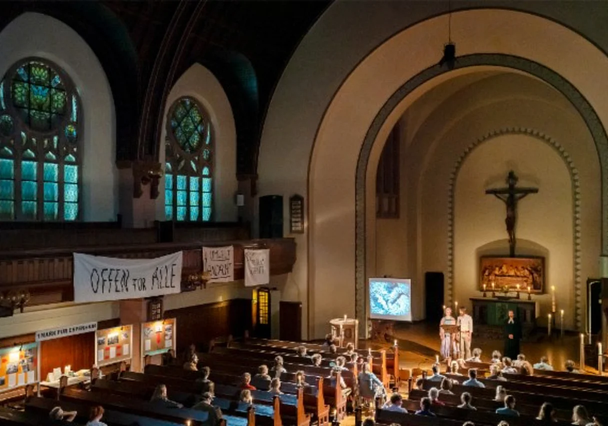 Am Set in der Paul-Gerhardt-Kirche Leipzig