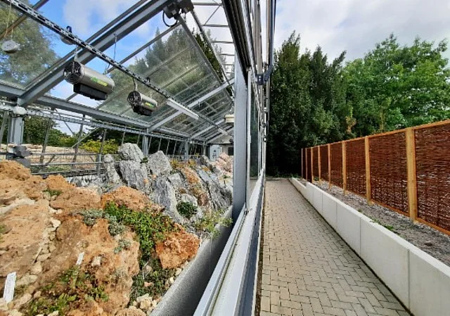 Alpingewächshaus