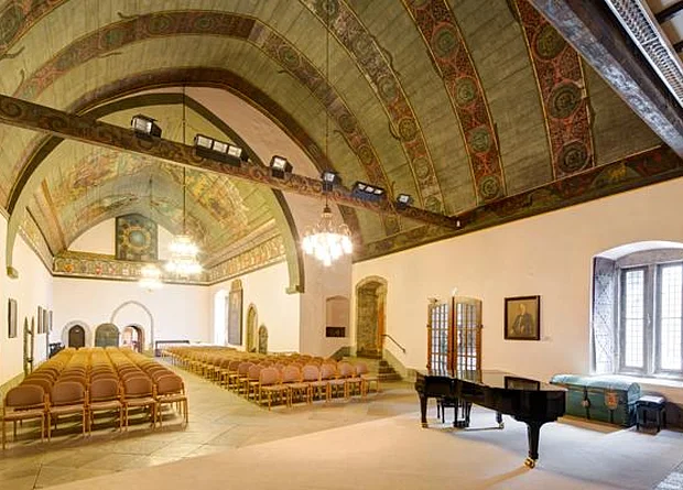 Rathaushalle 