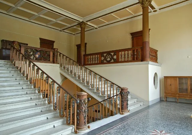 Neues Schloss Tangerhütte, Treppenhaus