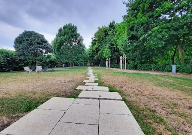 Weg zur Liegewiese
