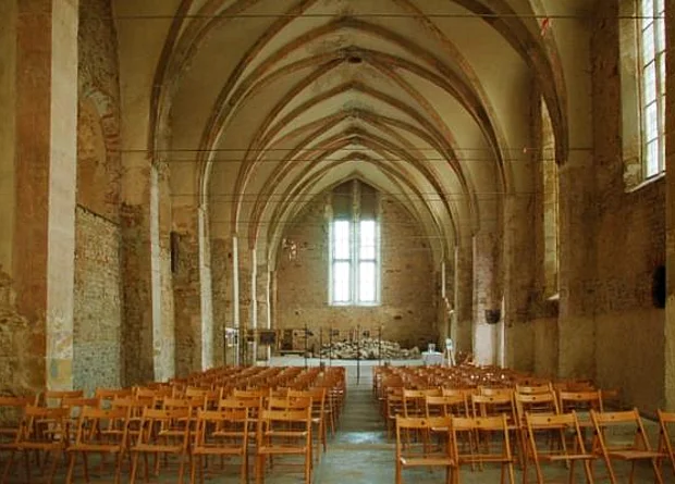 Kirche nach Westen 