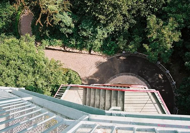 Rosentalturm, Blick nach unten