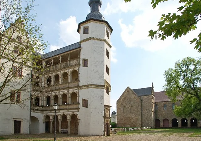 Schloss Hobeck, Stifstkirche