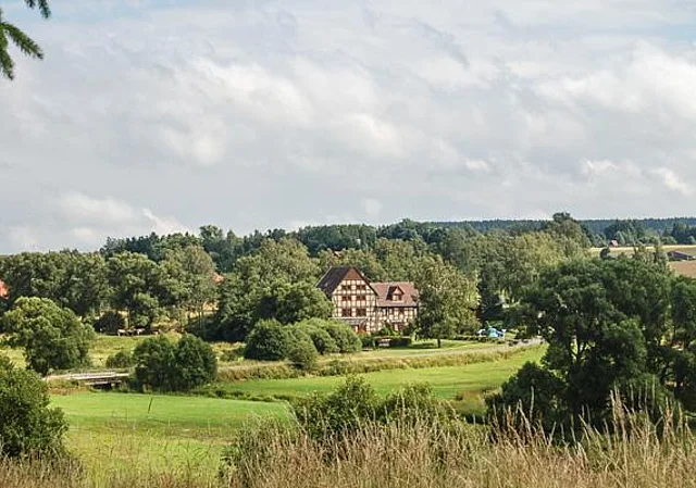 Blick zum Hotel nach Süden