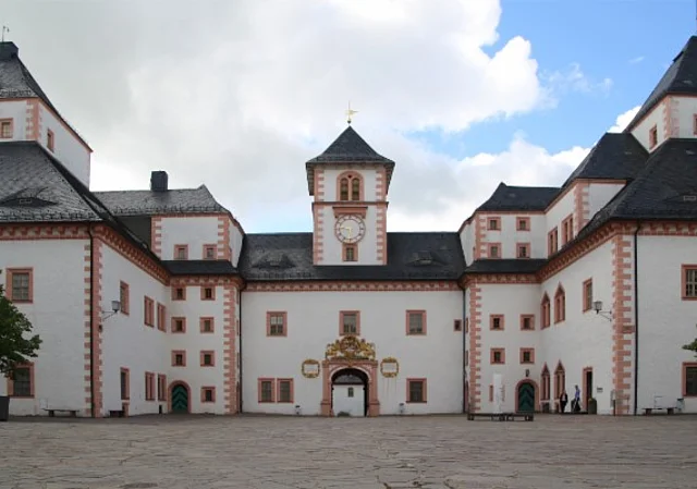 Schlosshof
