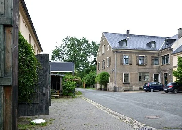 Vierseithof, Haupthaus 