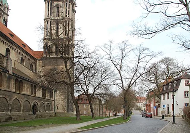 Domplatz nach Westen
