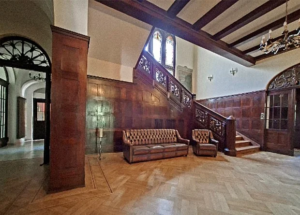 Stadtschloss Halle 