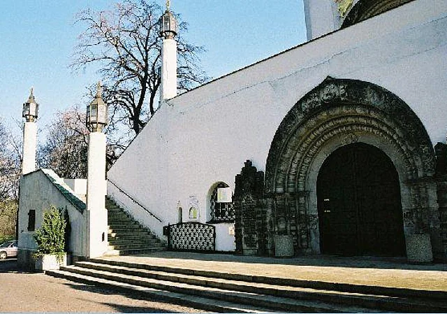 Eingang Unterkirche, Südwestseite