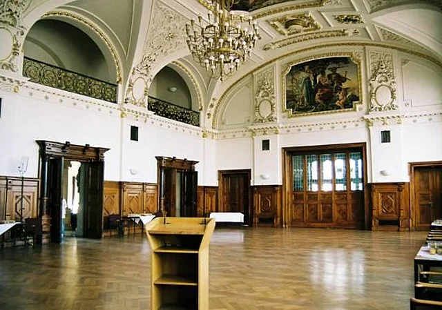 Großer Saal im 2. Obergeschoss