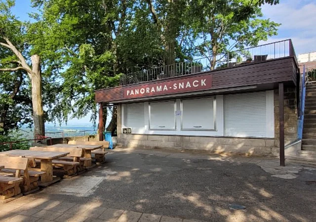 Berghotel Bastei, Panorama-Snack an der Basteiaussicht