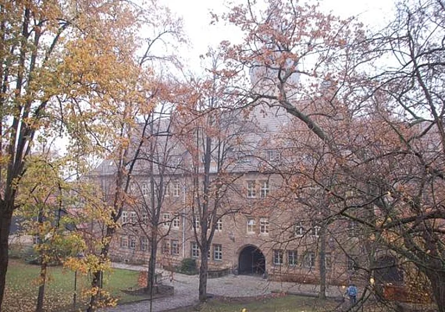 Rathaus, Blick vom Park nach Nordwest