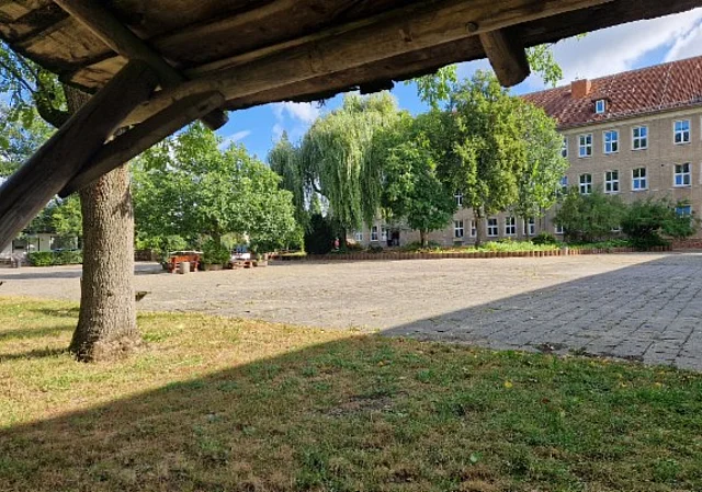Schulhof