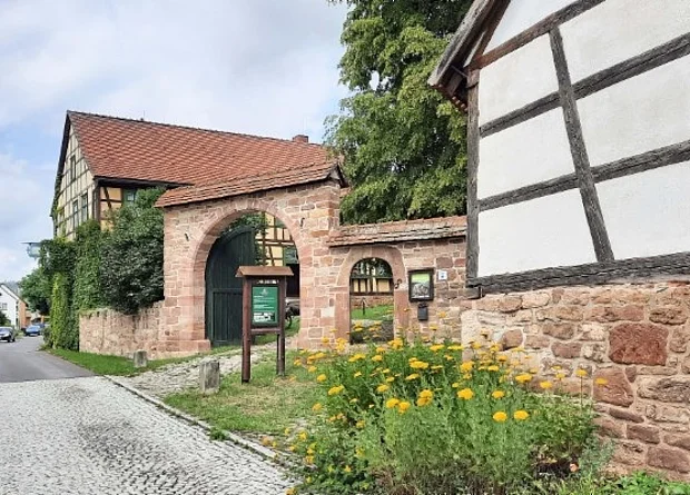 Thüringer Freilichtmuseum Hohenfelden Pfarrhof Eingang 