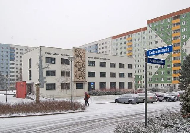 Bücherei und Musikschule